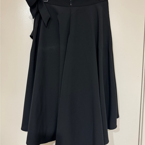 Express hi-lo asymmetrical skirt - Picture 1 of 3